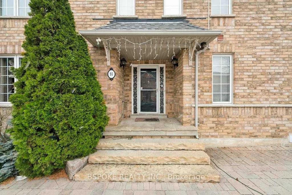 93, Bologna, Vellore Village, Vaughan