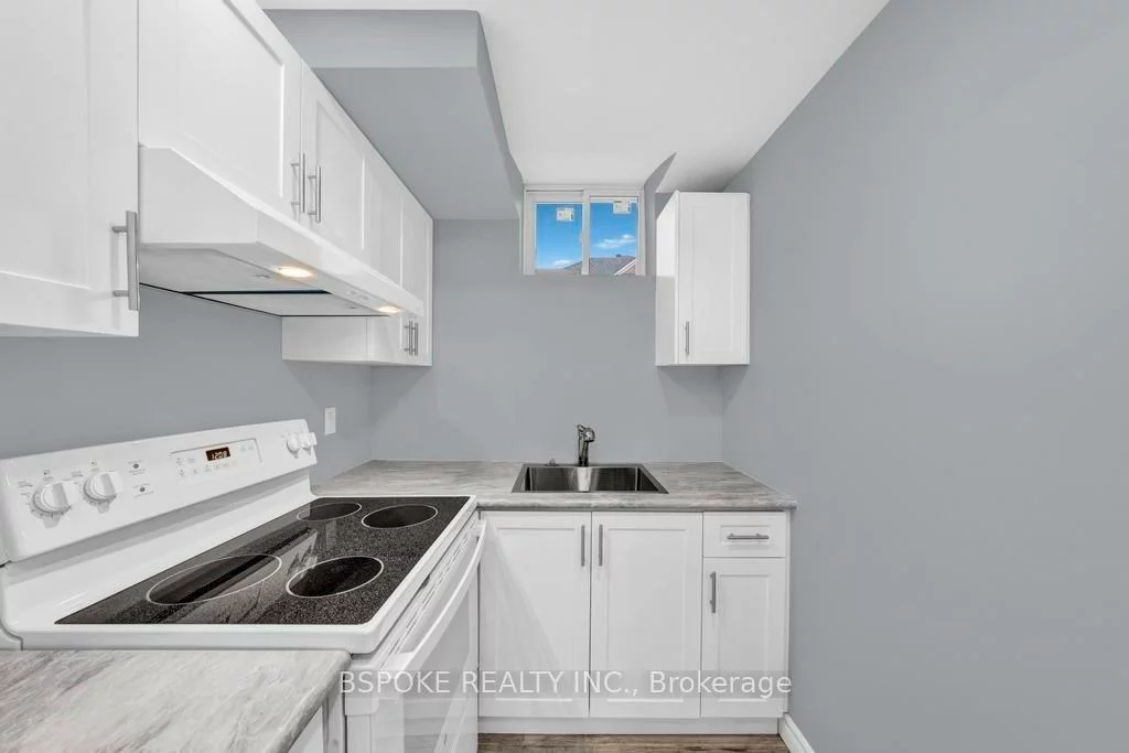 93, Bologna, Vellore Village, Vaughan