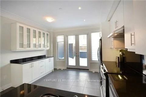 30, Powseland, West Woodbridge, Vaughan