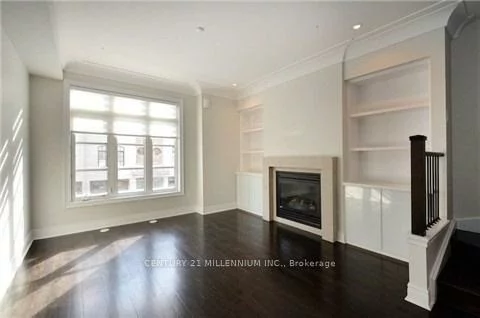 30, Powseland, West Woodbridge, Vaughan
