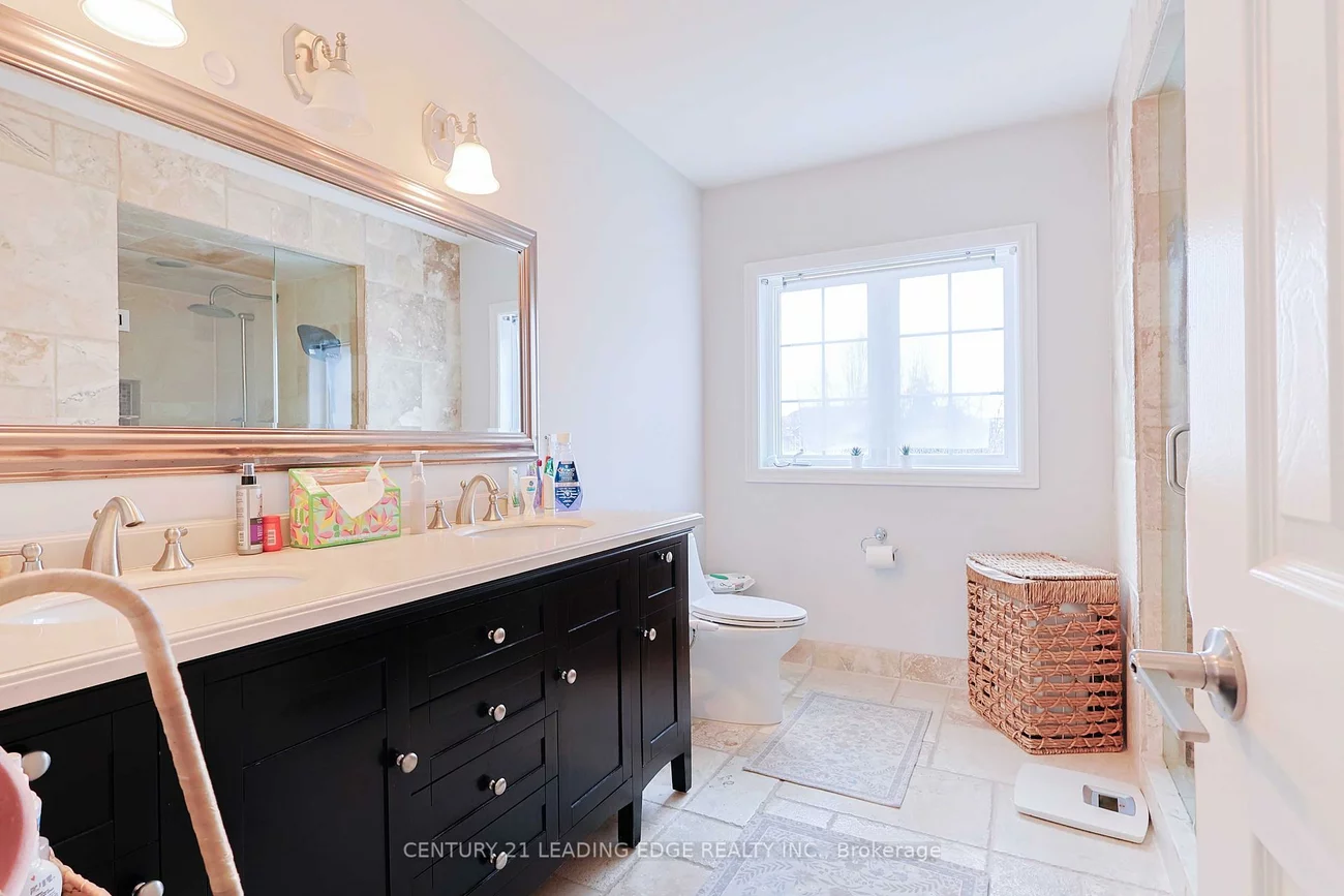 28, Sylwood, Maple, Vaughan