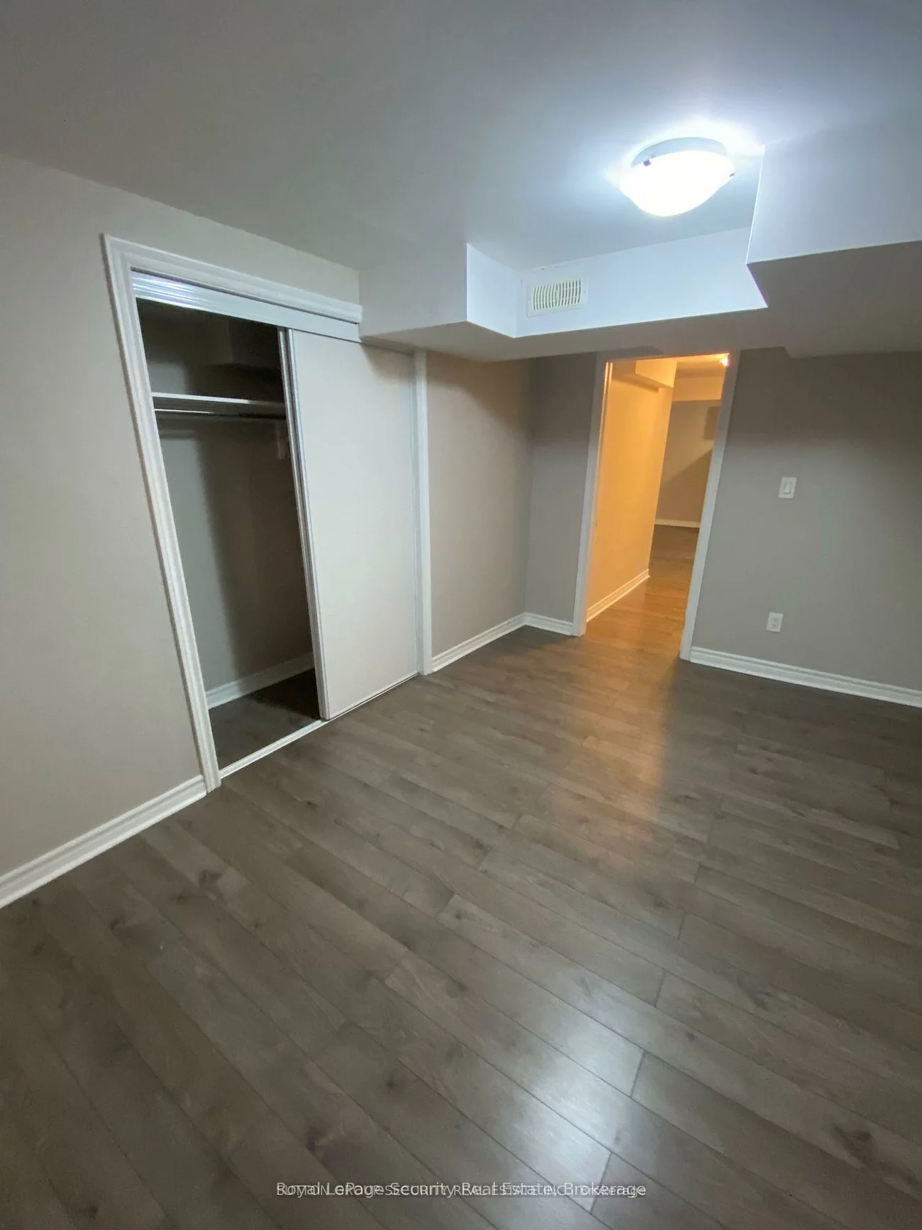 76, Dante, East Woodbridge, Vaughan