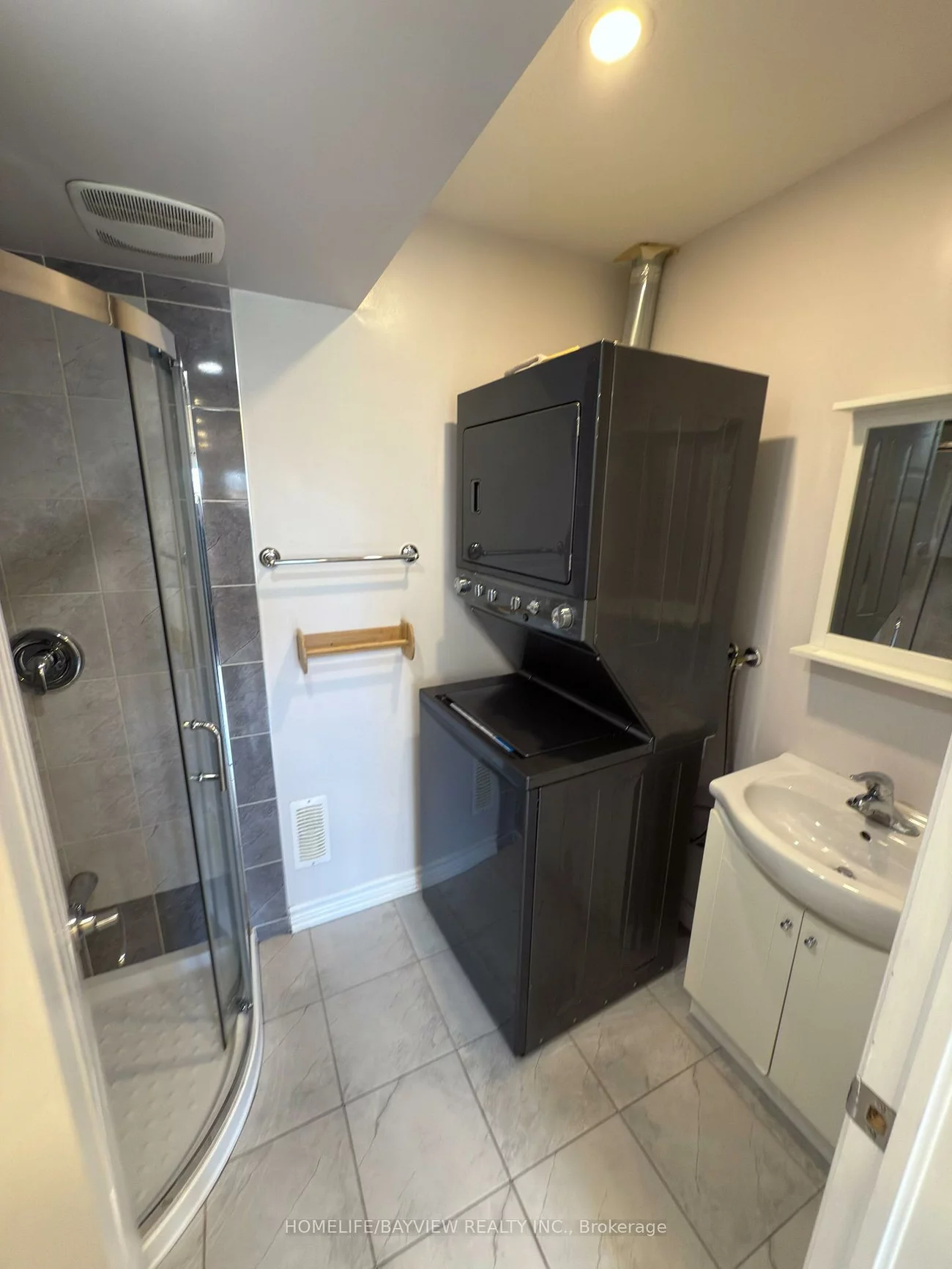 174, Farooq, Vellore Village, Vaughan