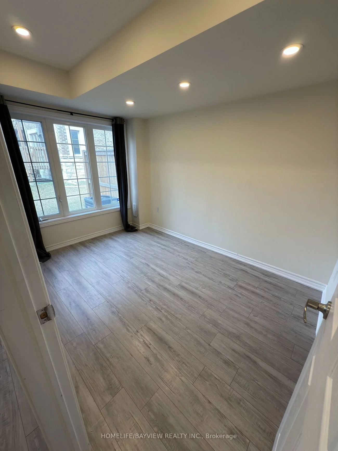 174, Farooq, Vellore Village, Vaughan
