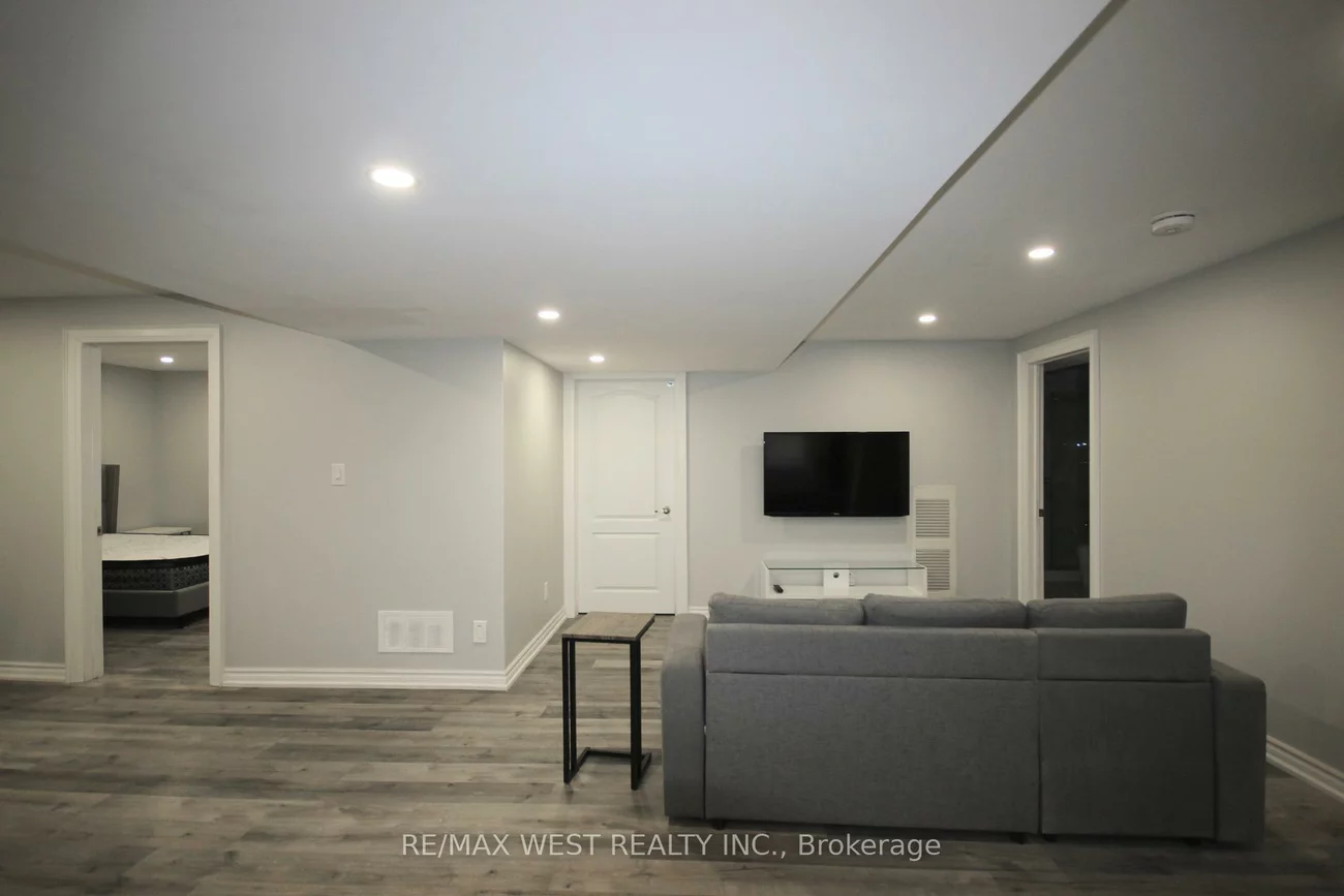 150, Valley Vista, Patterson, Vaughan