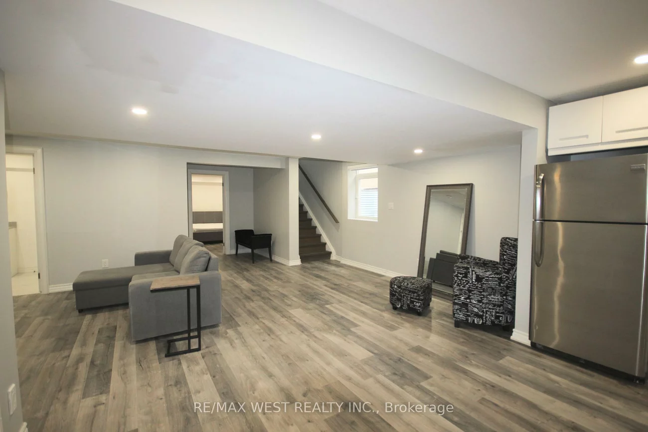 150, Valley Vista, Patterson, Vaughan