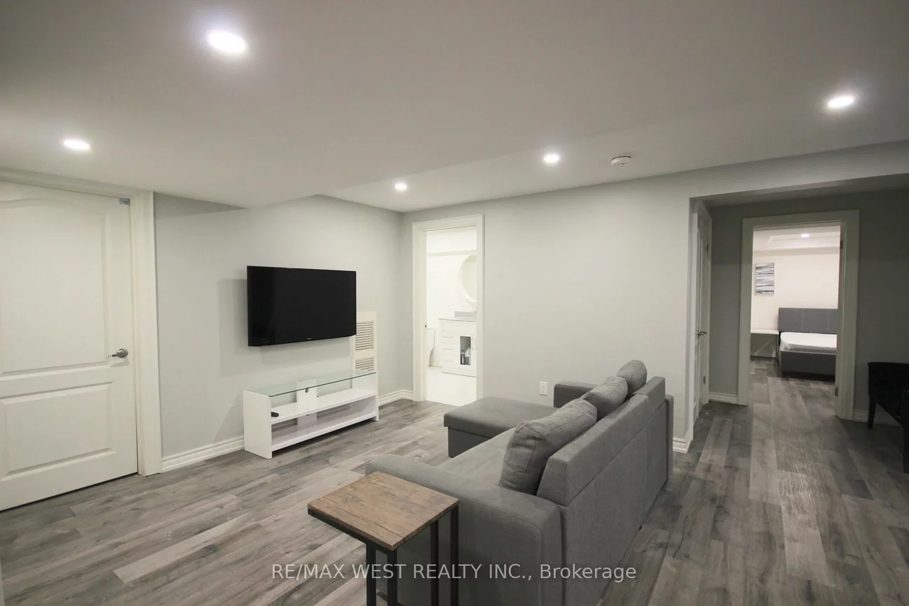150, Valley Vista, Patterson, Vaughan