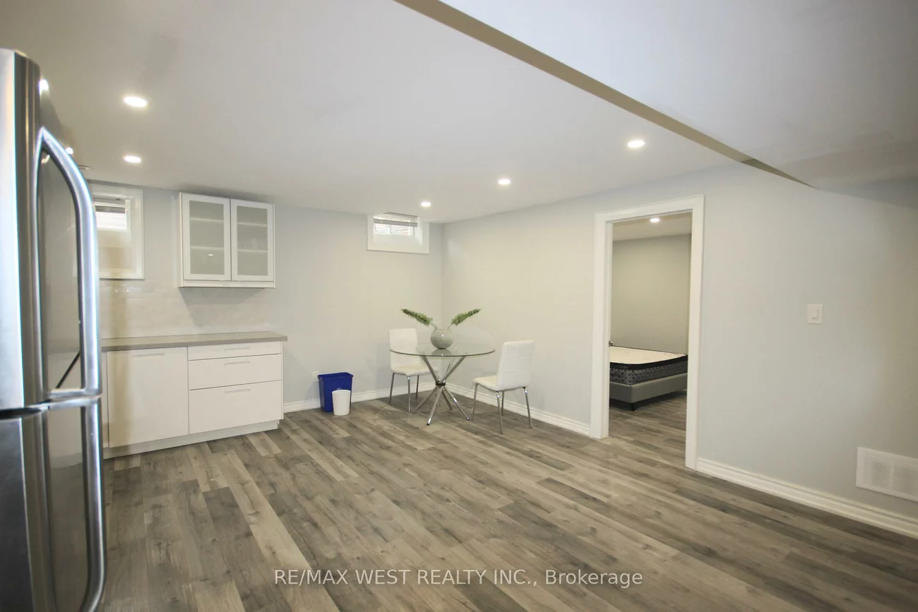 150, Valley Vista, Patterson, Vaughan