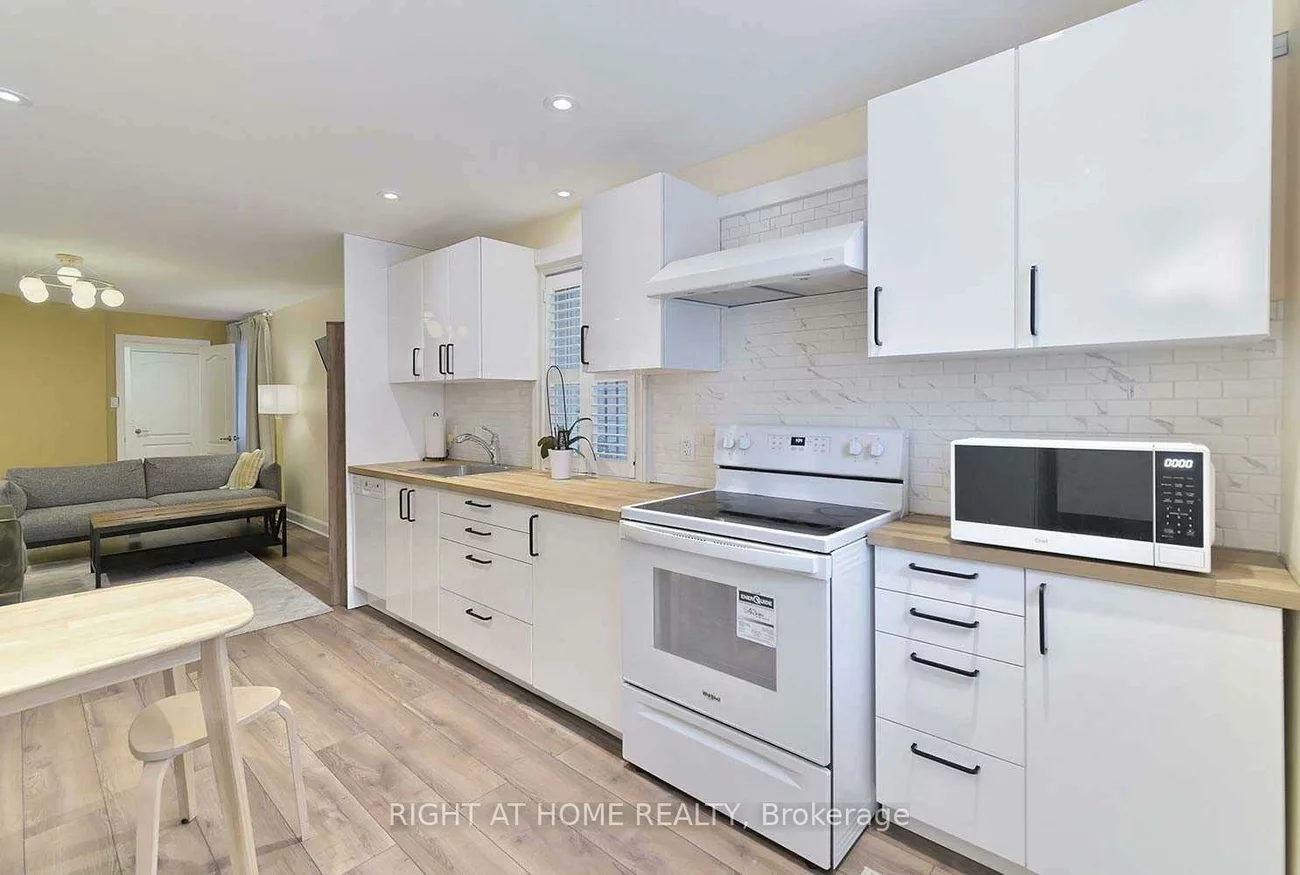 46, Sarno, Sonoma Heights, Vaughan