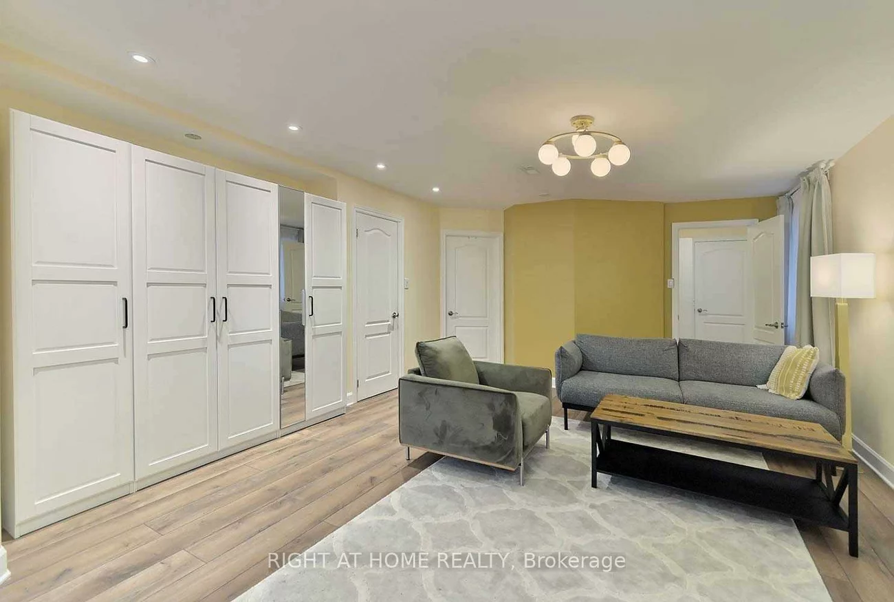 46, Sarno, Sonoma Heights, Vaughan