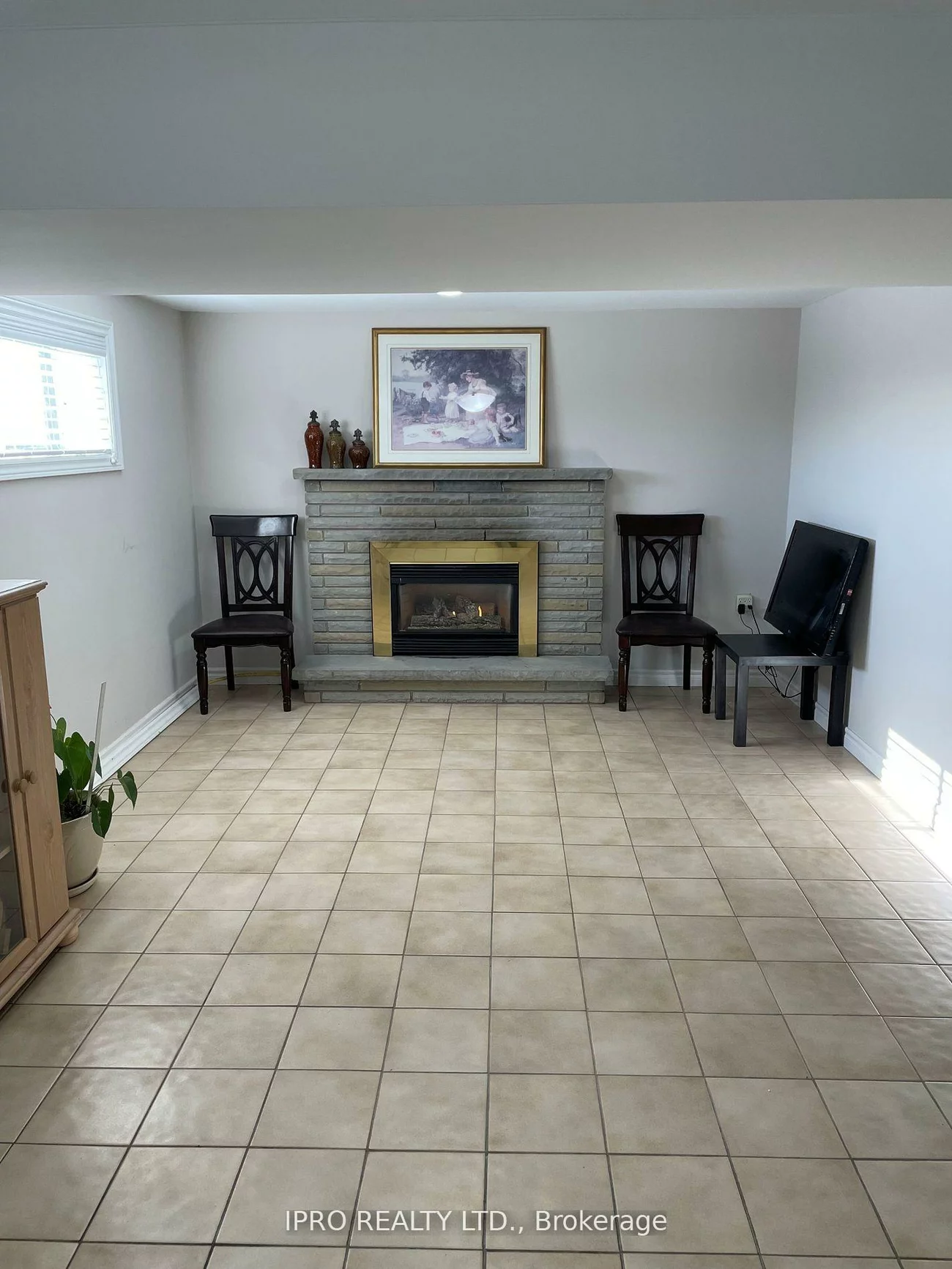 21, Lewis, West Woodbridge, Vaughan