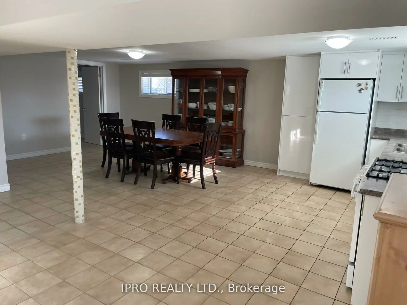 21, Lewis, West Woodbridge, Vaughan