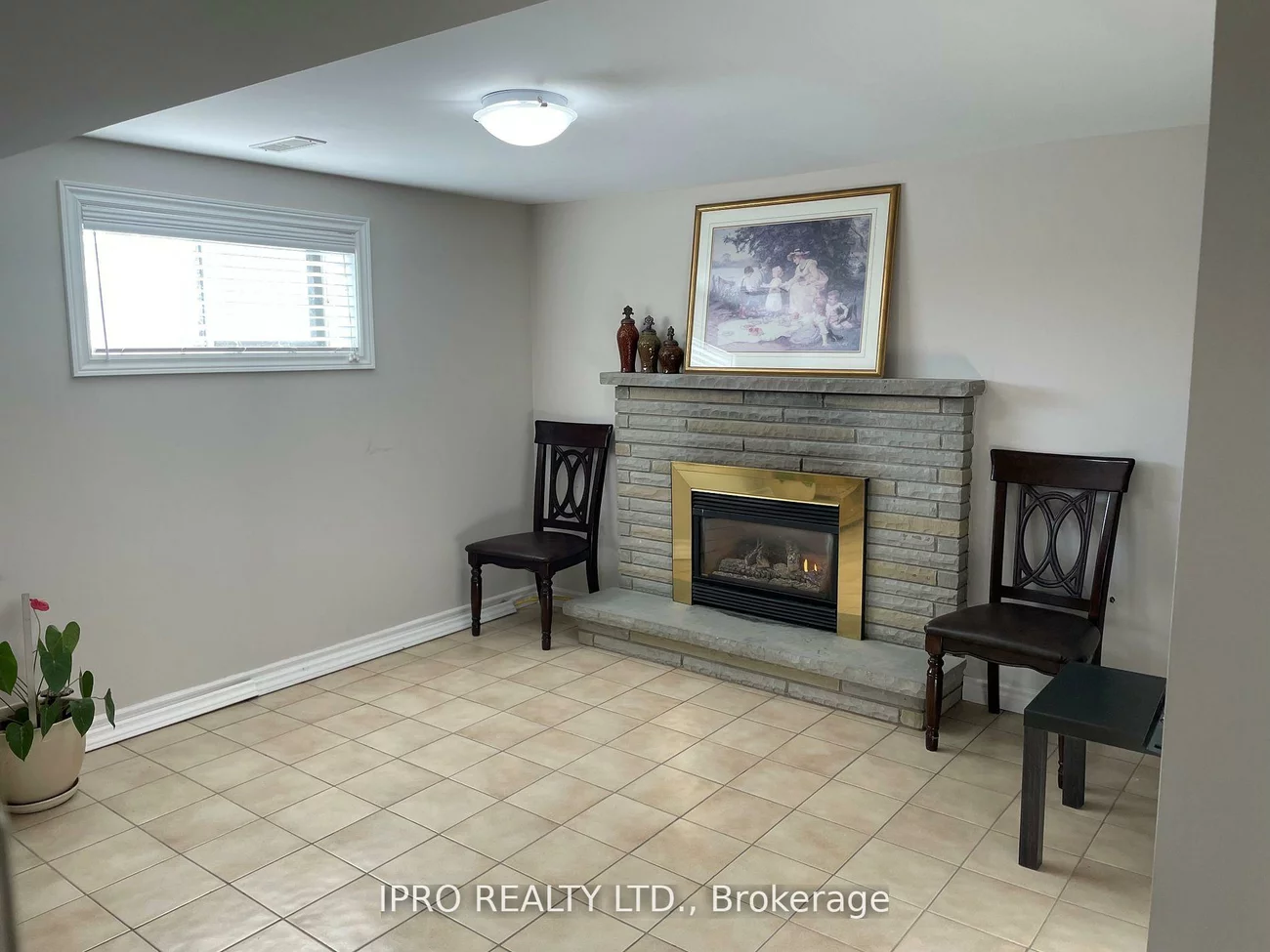 21, Lewis, West Woodbridge, Vaughan
