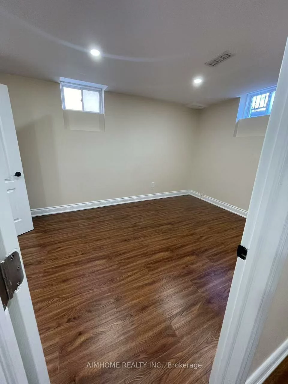 593, Via Campanile, Vellore Village, Vaughan