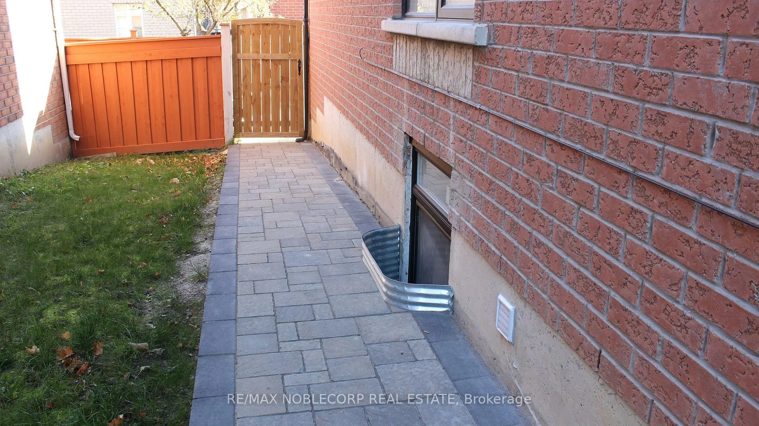 45, Tremblay, Vellore Village, Vaughan