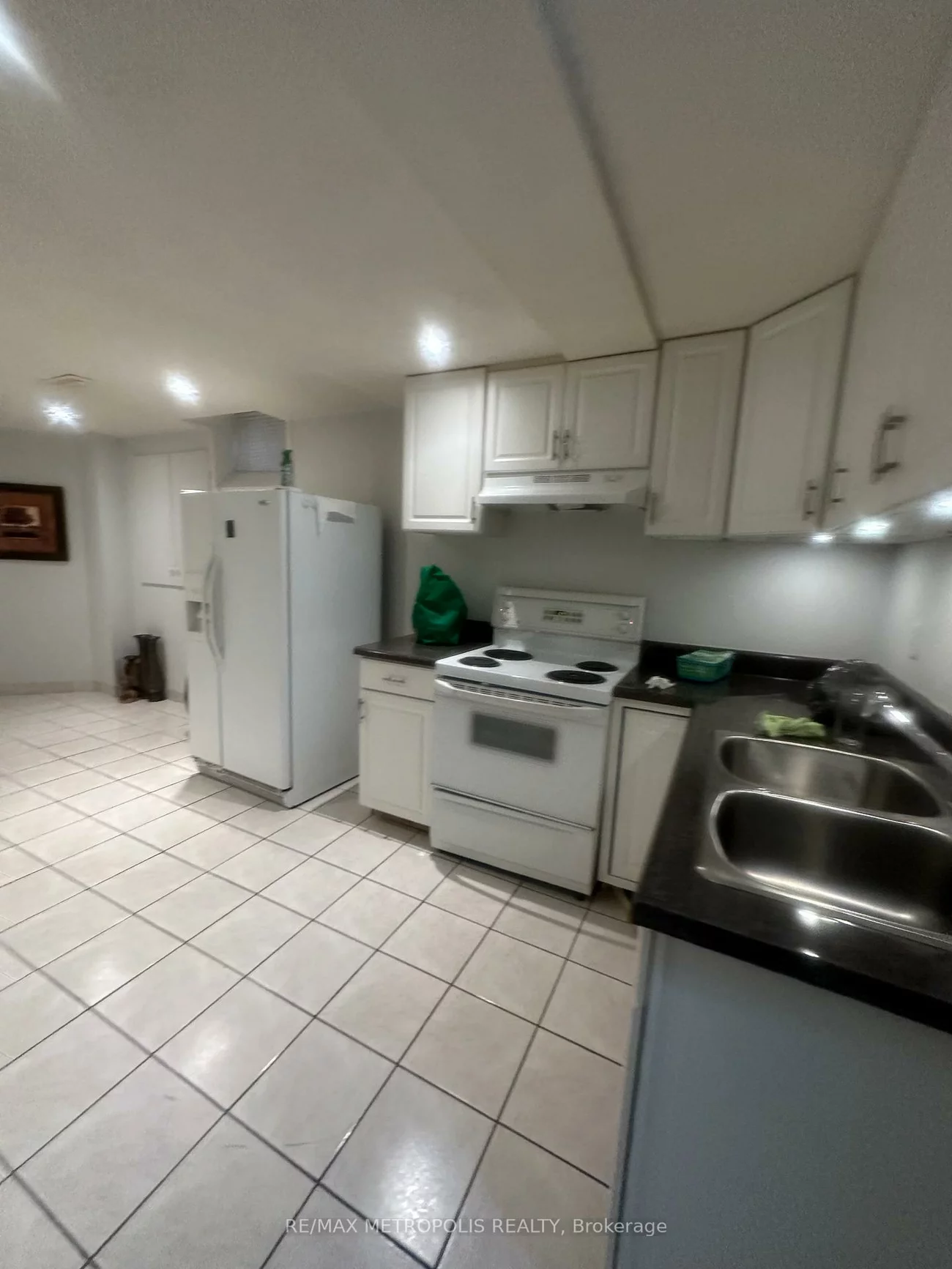 36, Windward, Vellore Village, Vaughan