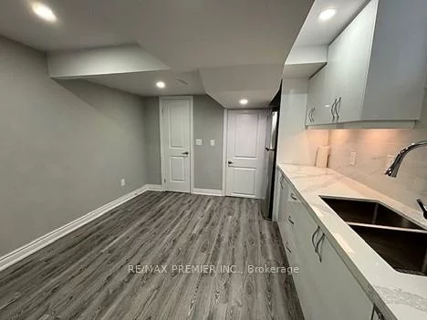 54, Rosario, Vellore Village, Vaughan