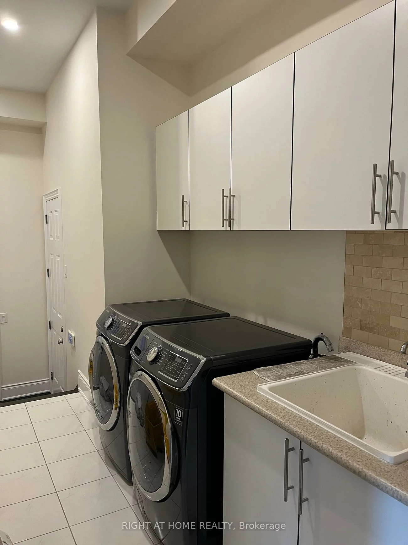 2, Chesney, Kleinburg, Vaughan