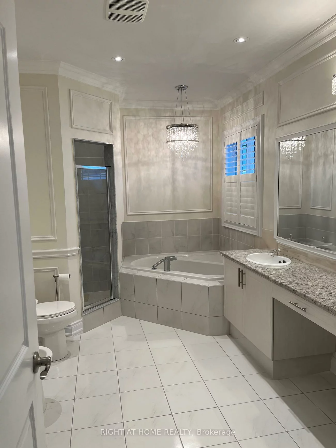 2, Chesney, Kleinburg, Vaughan