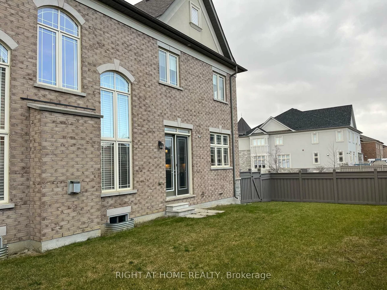 2, Chesney, Kleinburg, Vaughan