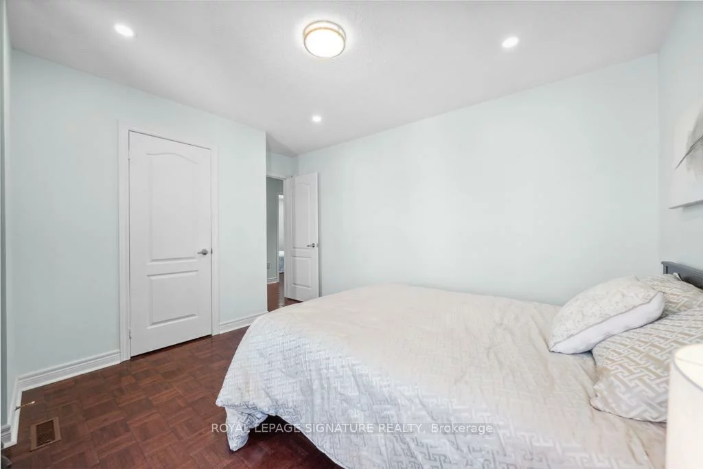 18, Vellore Woods, Vellore Village, Vaughan