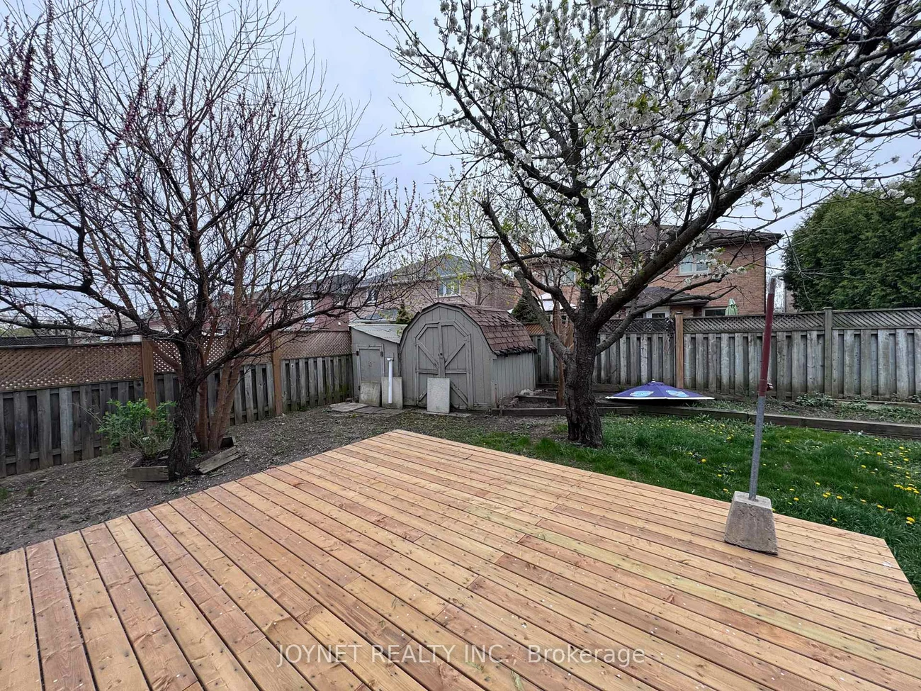 43, Castlehill, Maple, Vaughan