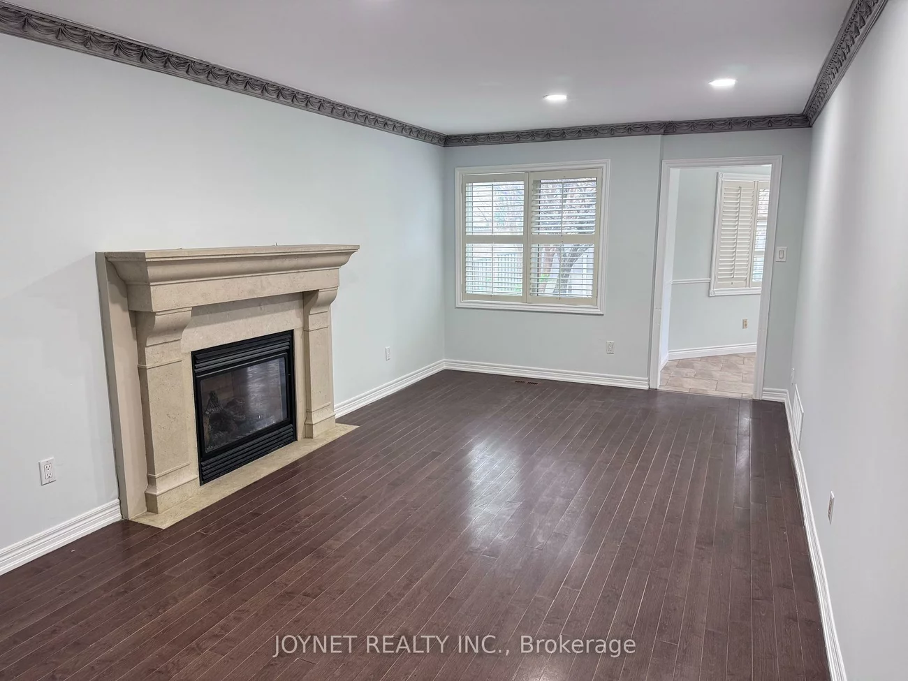 43, Castlehill, Maple, Vaughan