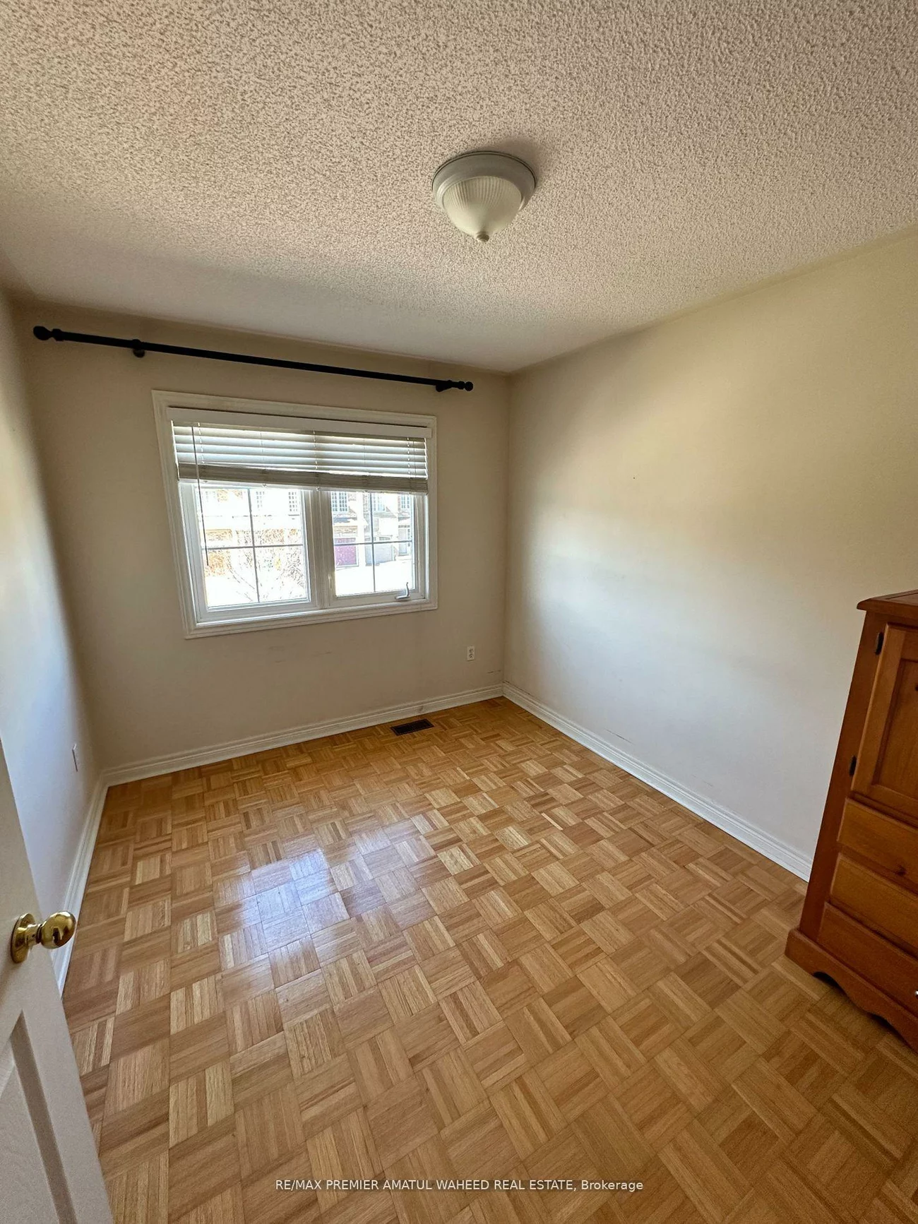 141, Foxchase, East Woodbridge, Vaughan