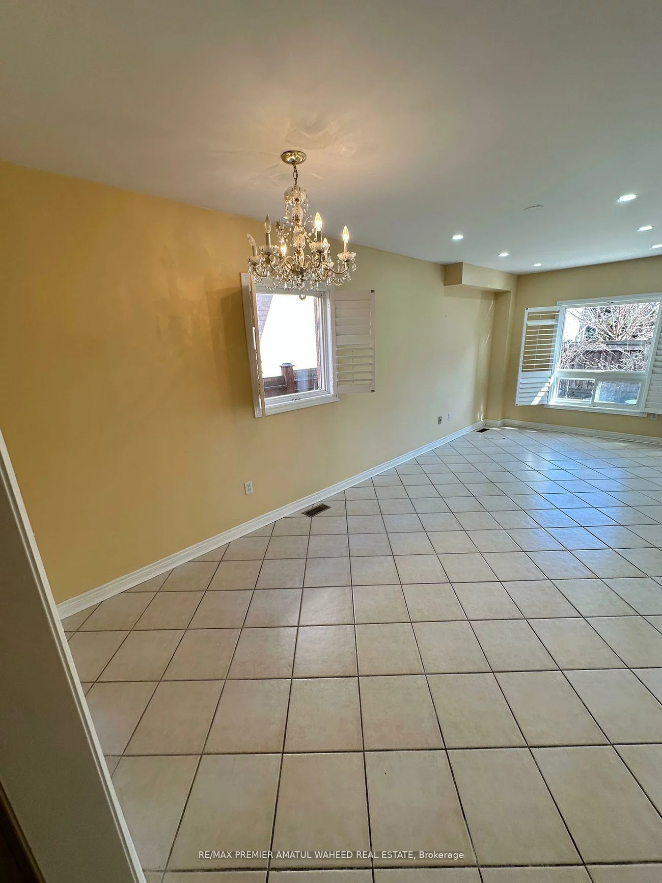 141, Foxchase, East Woodbridge, Vaughan