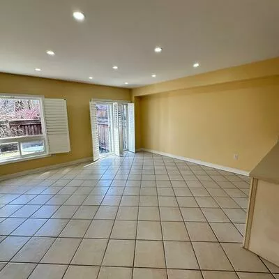 141, Foxchase, East Woodbridge, Vaughan