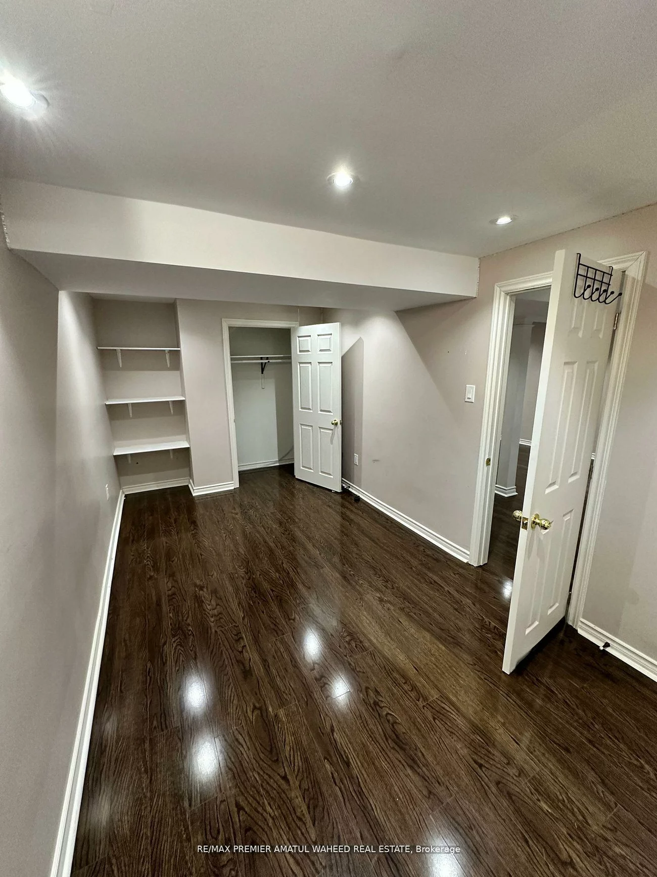 141, Foxchase, East Woodbridge, Vaughan