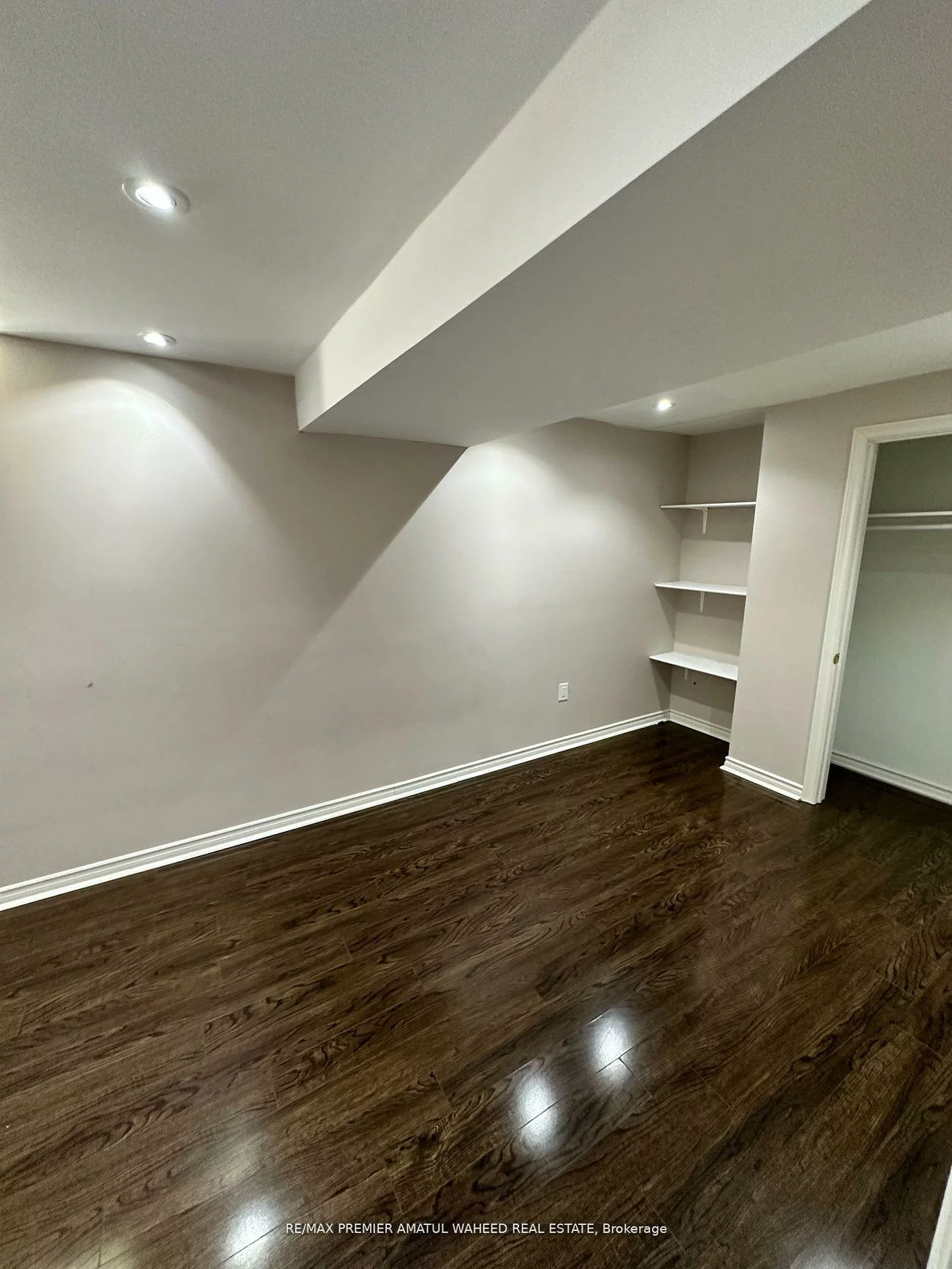 141, Foxchase, East Woodbridge, Vaughan