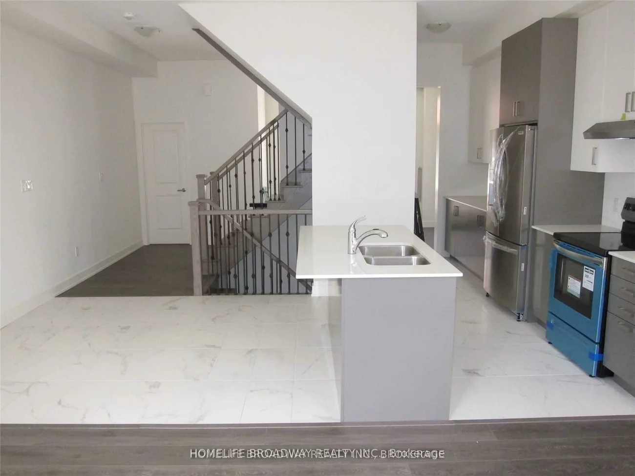 30, Gerussi, Vellore Village, Vaughan