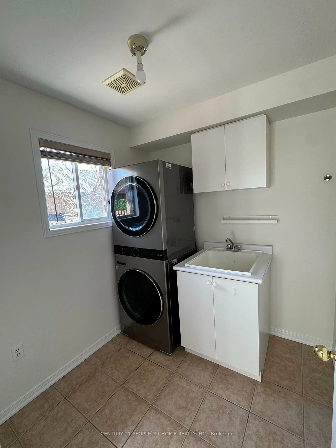 479, Davos, Vellore Village, Vaughan
