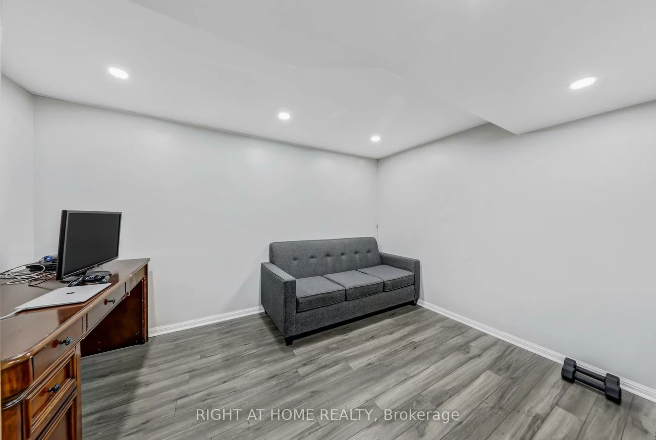 9900, Keele, Maple, Vaughan
