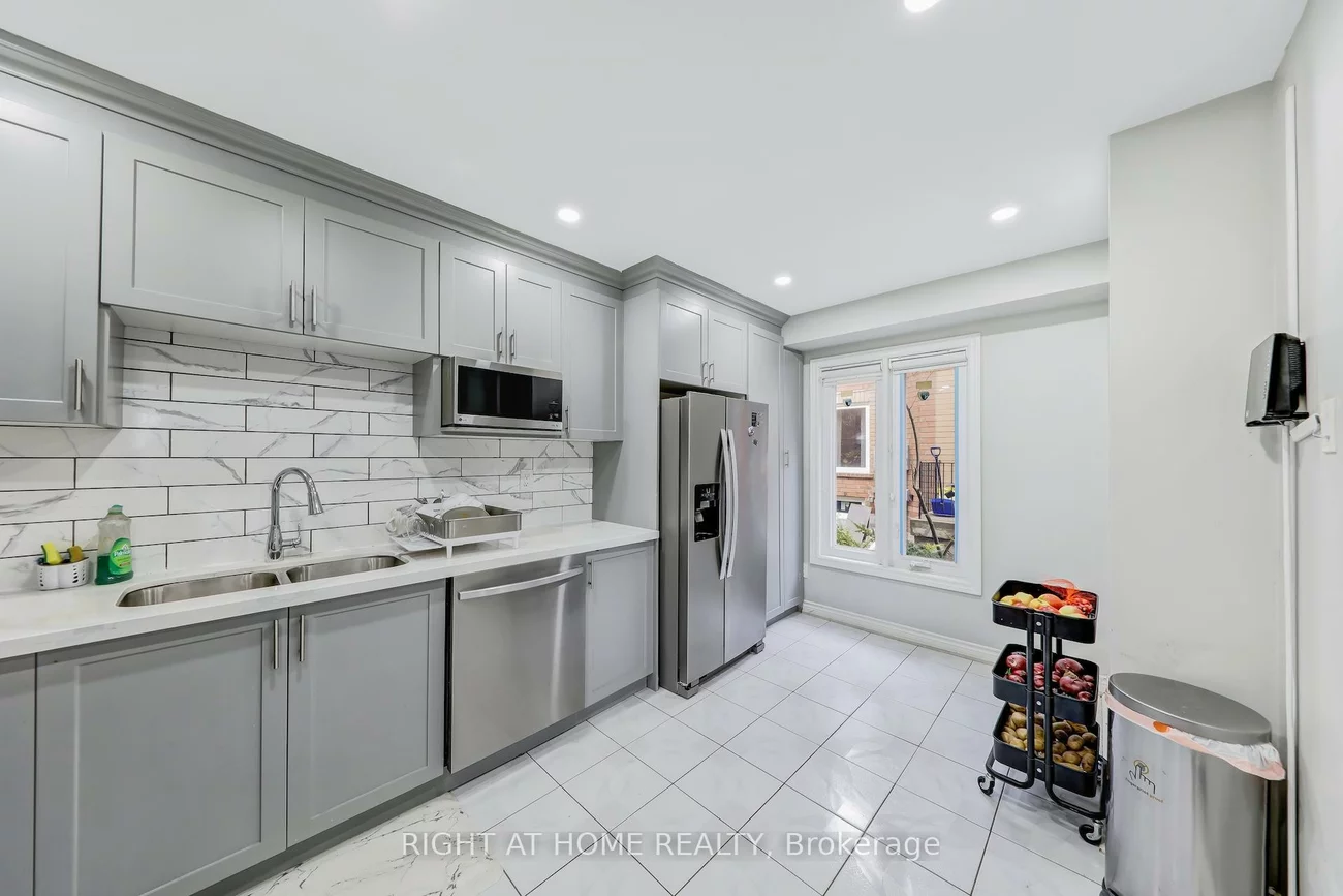 9900, Keele, Maple, Vaughan