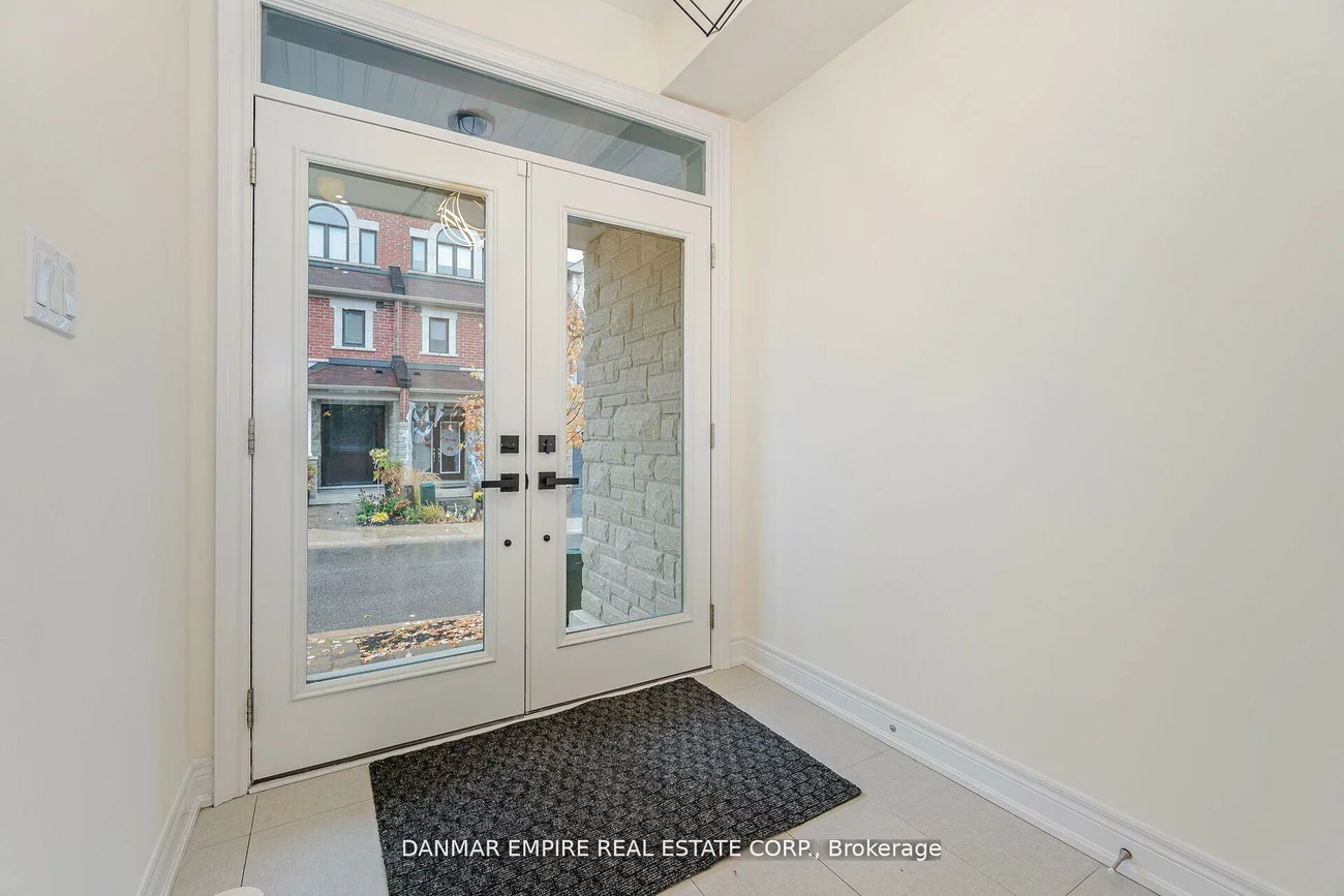11, Hiawatha, Islington Woods, Vaughan