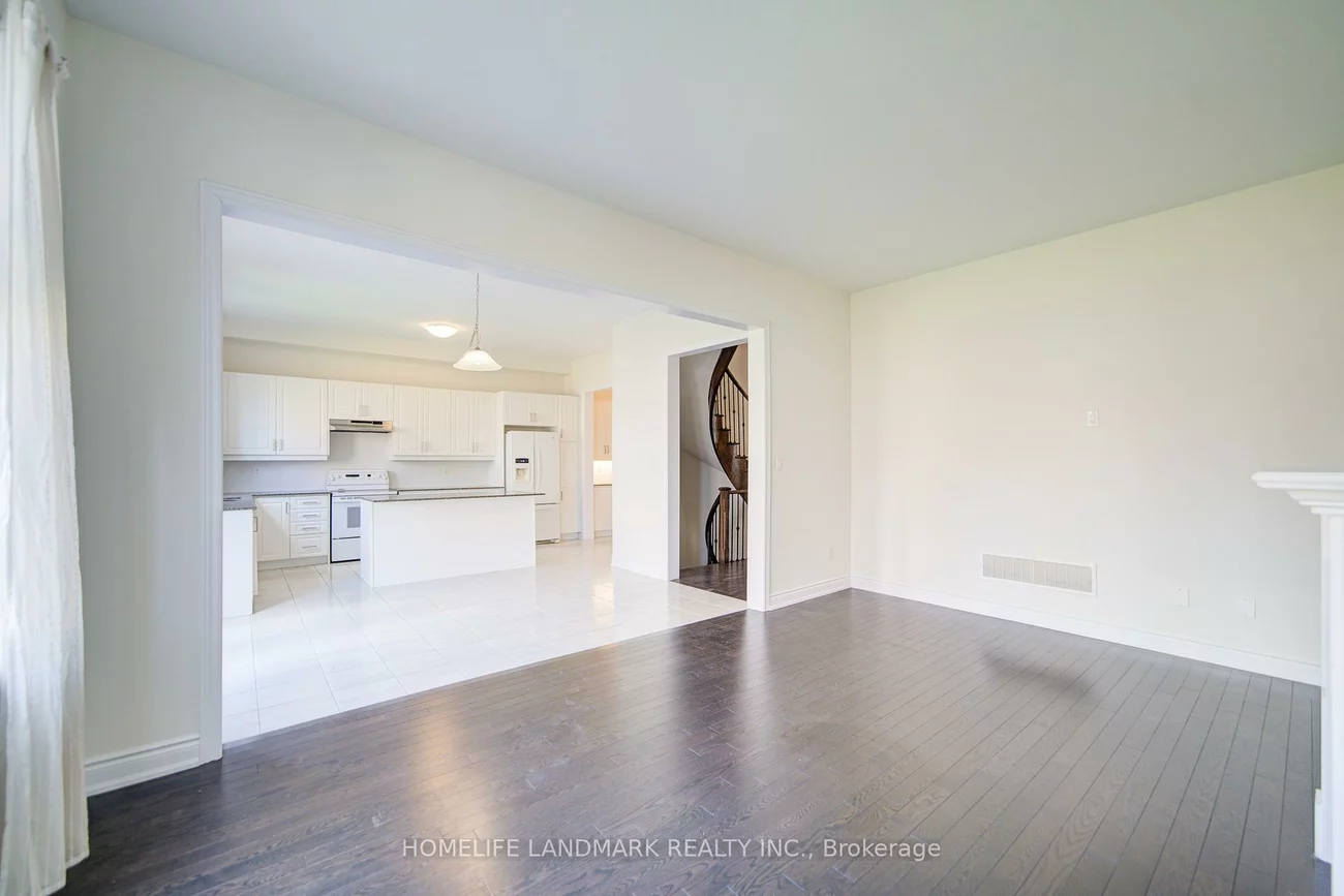 33, Cannes, Vellore Village, Vaughan