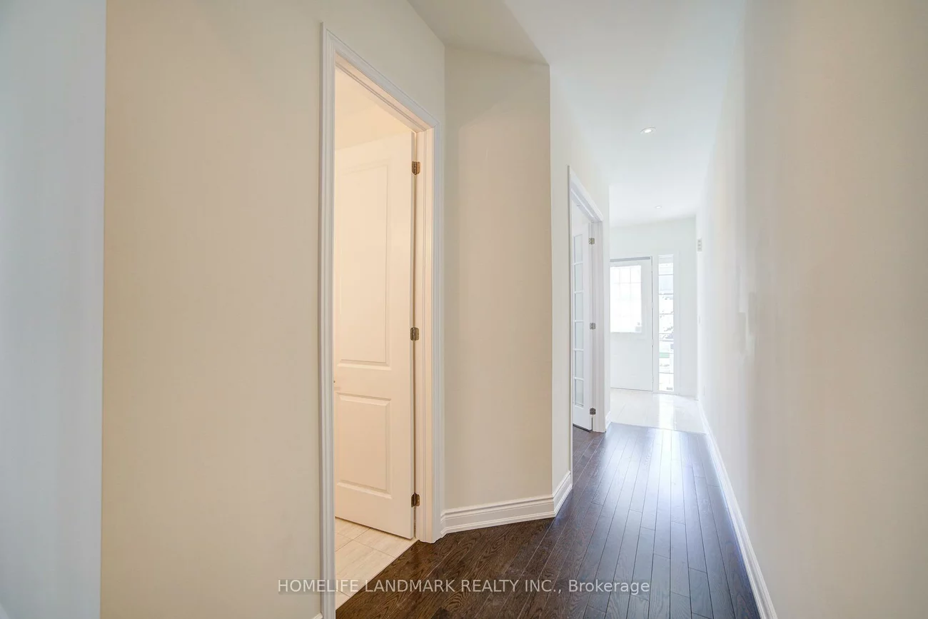 33, Cannes, Vellore Village, Vaughan