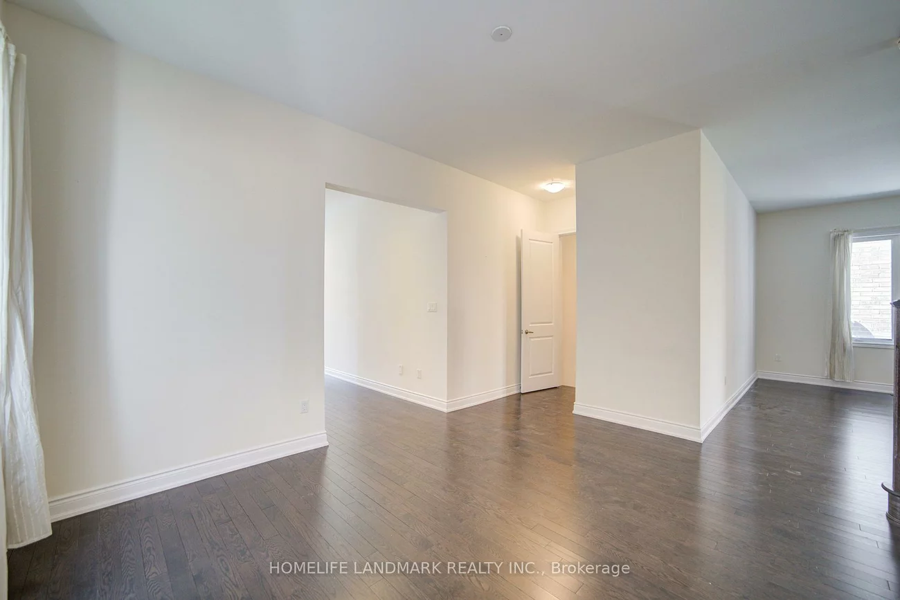 33, Cannes, Vellore Village, Vaughan