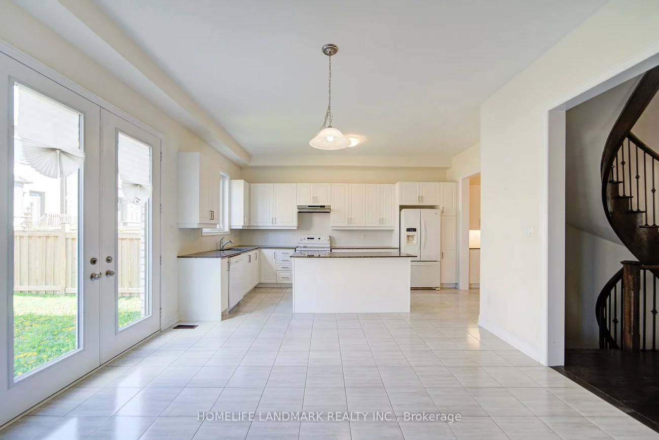 33, Cannes, Vellore Village, Vaughan