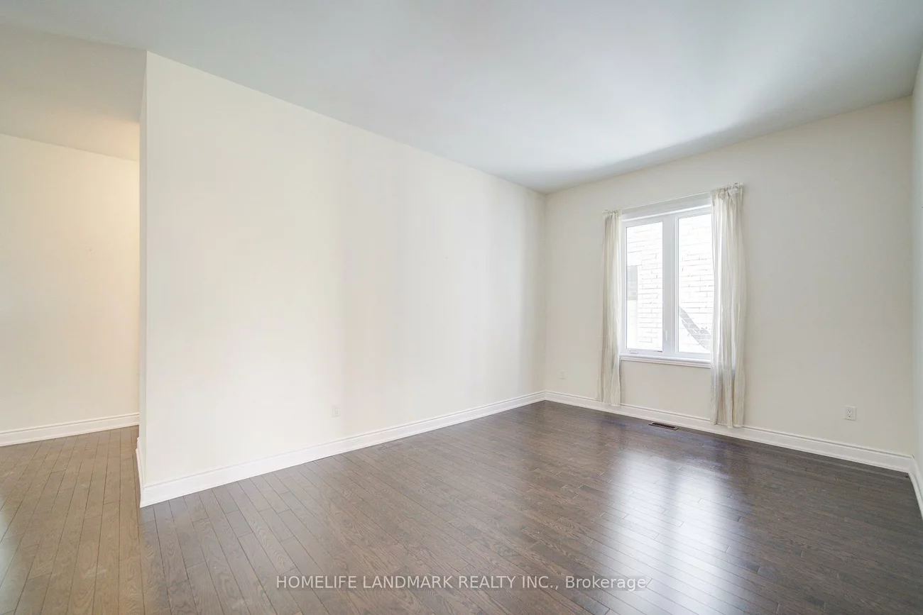 33, Cannes, Vellore Village, Vaughan