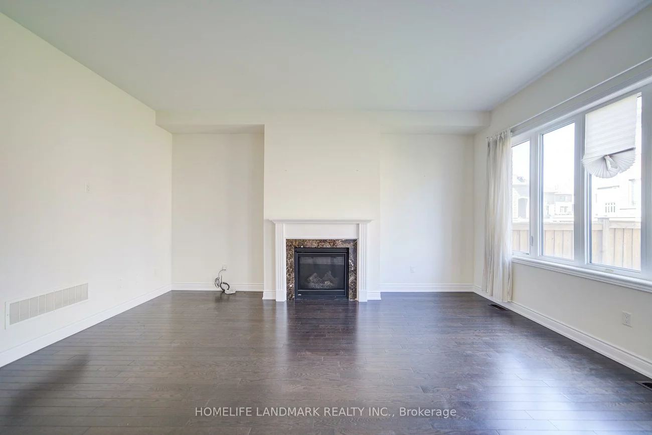 33, Cannes, Vellore Village, Vaughan