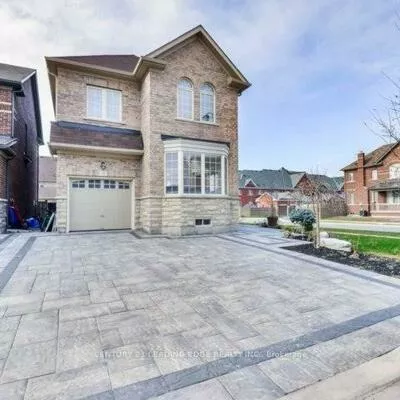 72, Pelee, Kleinburg, Vaughan