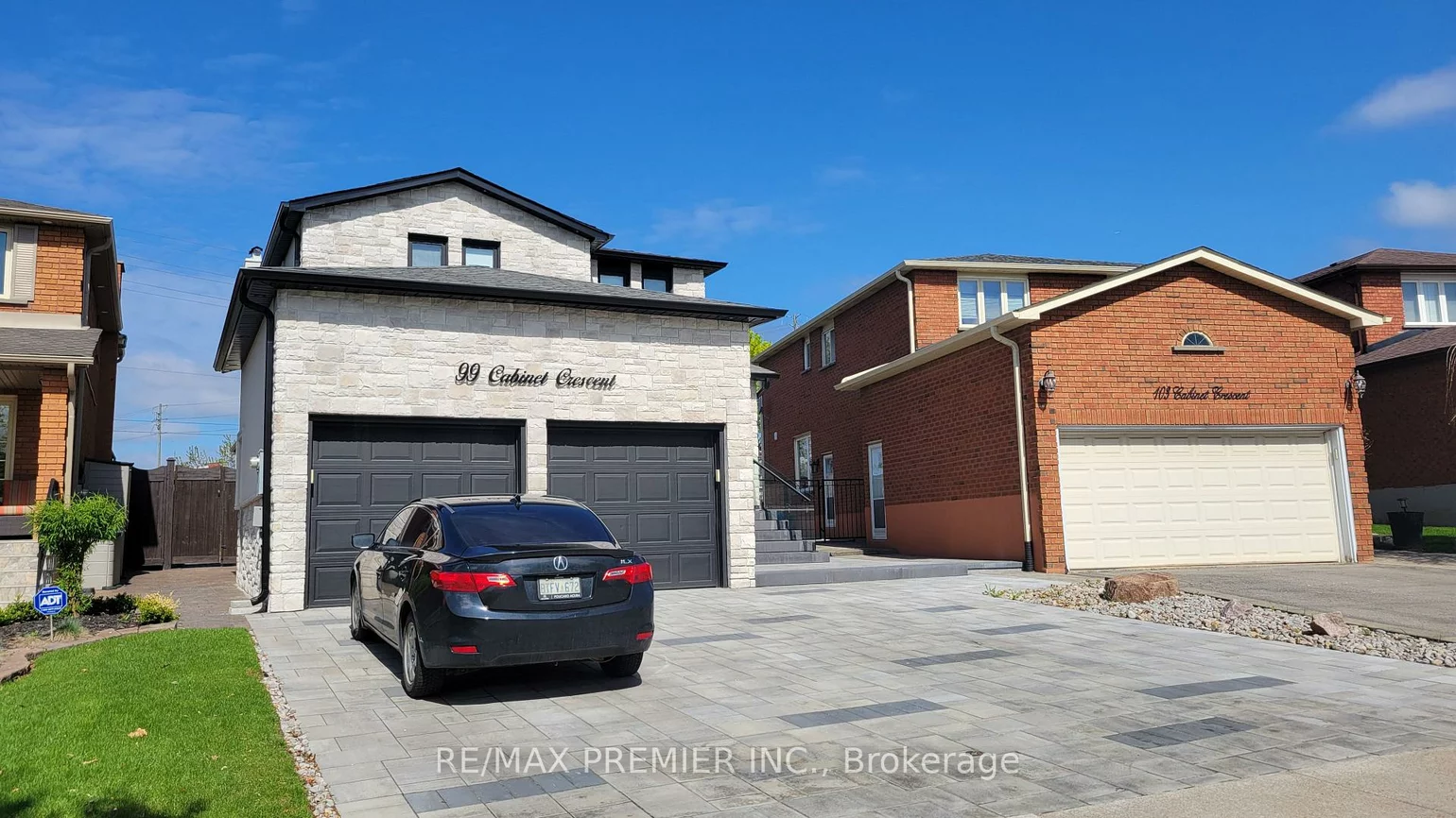 99, Cabinet, West Woodbridge, Vaughan