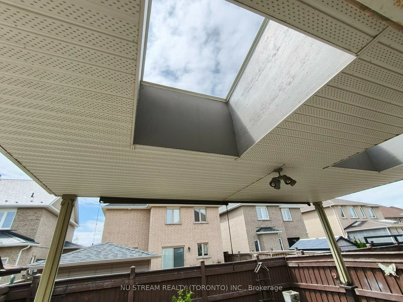 279, Twin Hills, Vellore Village, Vaughan