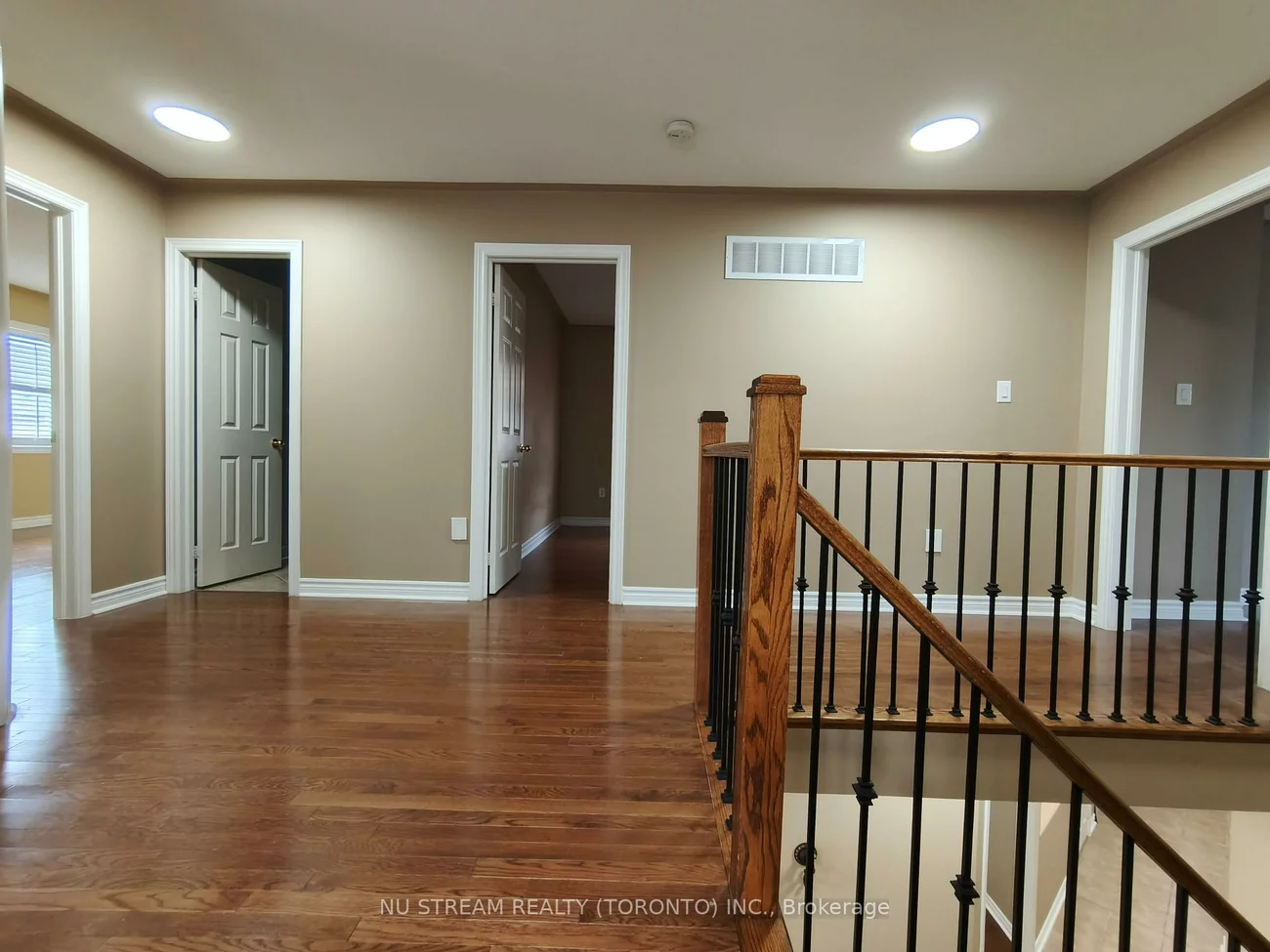 279, Twin Hills, Vellore Village, Vaughan