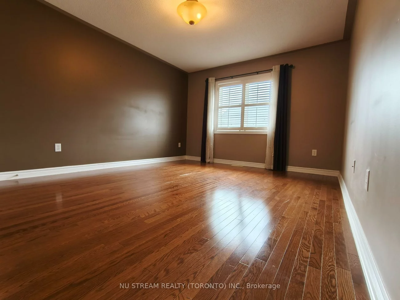 279, Twin Hills, Vellore Village, Vaughan