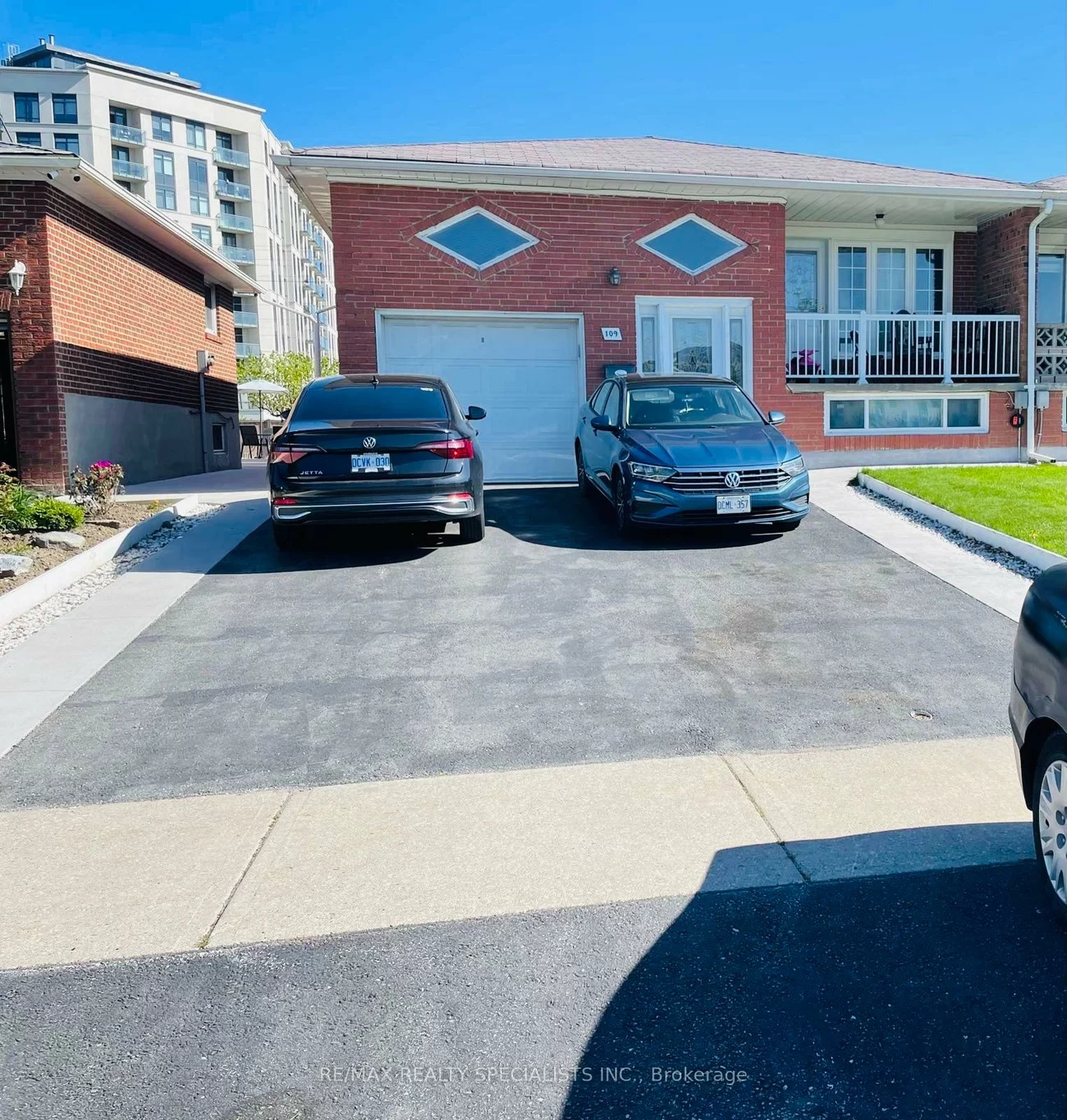 109, Button, West Woodbridge, Vaughan