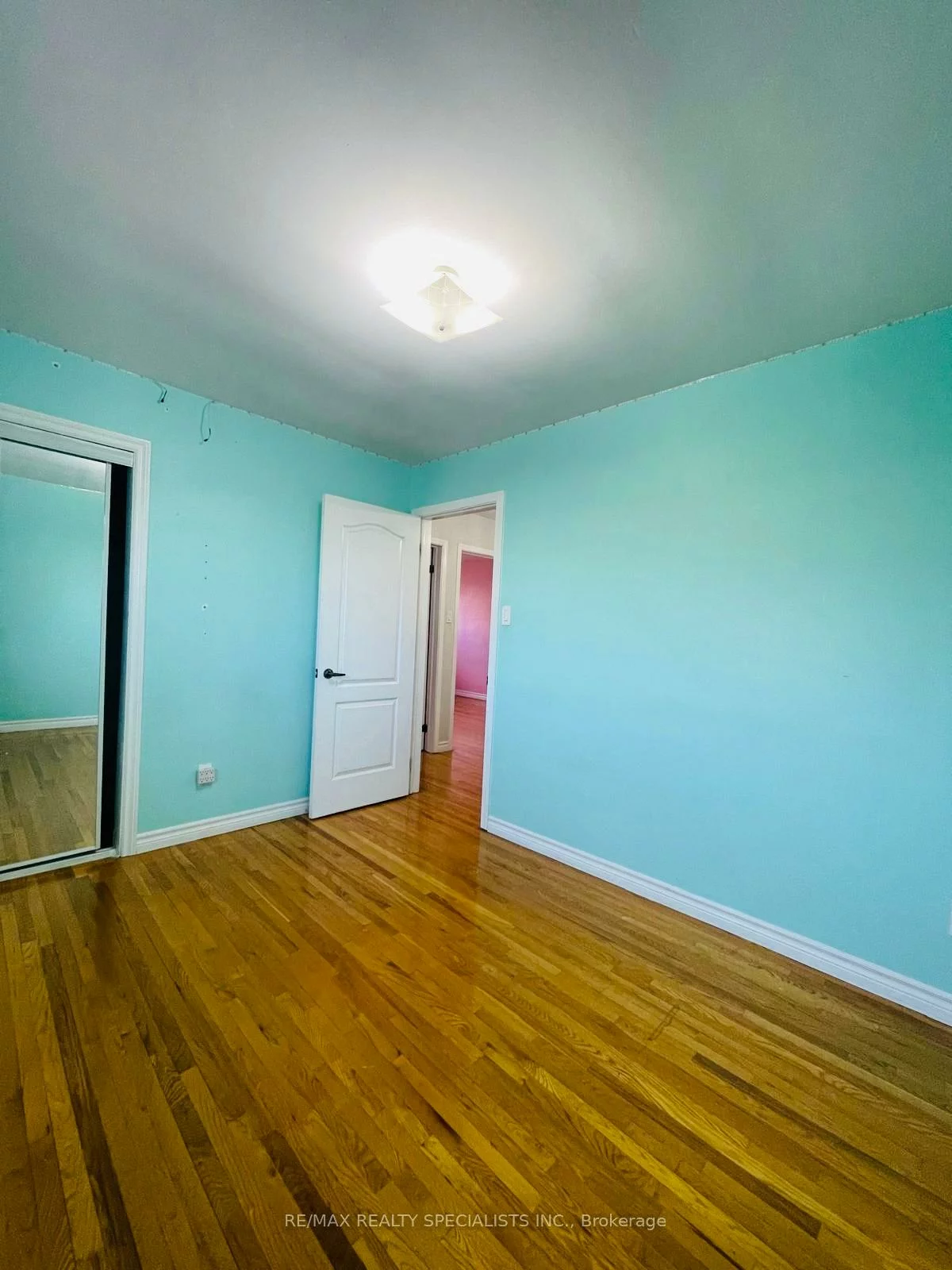 109, Button, West Woodbridge, Vaughan
